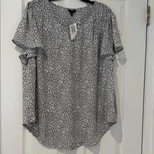 Torrid Gray and White Patterned Blouse